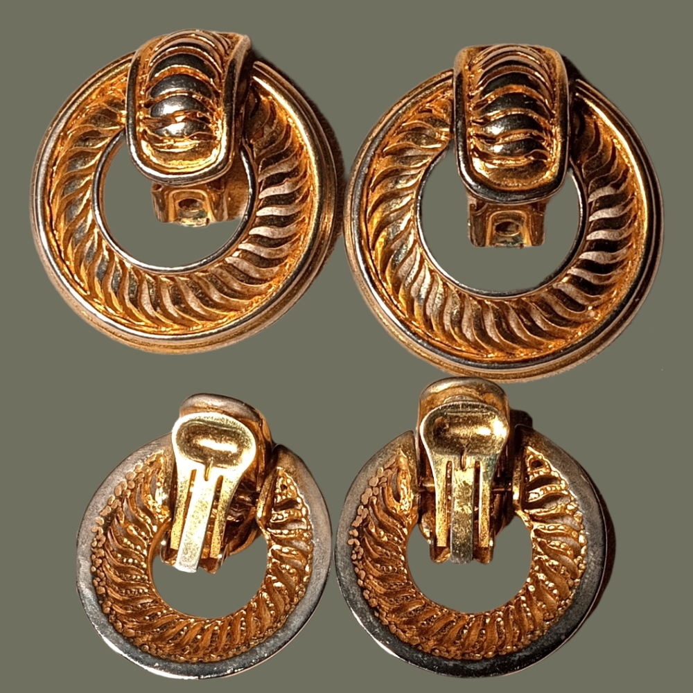 Vintage 80s Chunky Statement Goldtone Clip-on Earrings Bundle Monet et al. - Picture 6 of 6